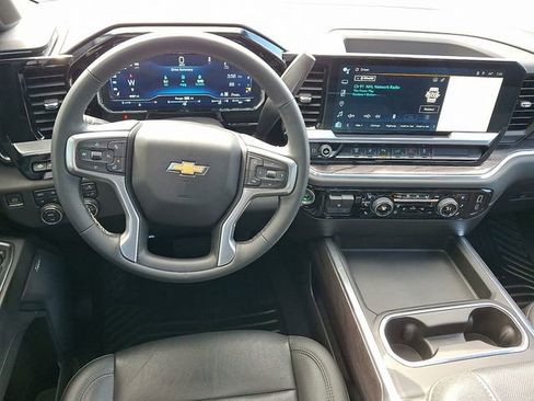 Used 2024 Chevrolet Silverado 3500 LTZ w/ LTZ Plus Package AWD/4WD image 12