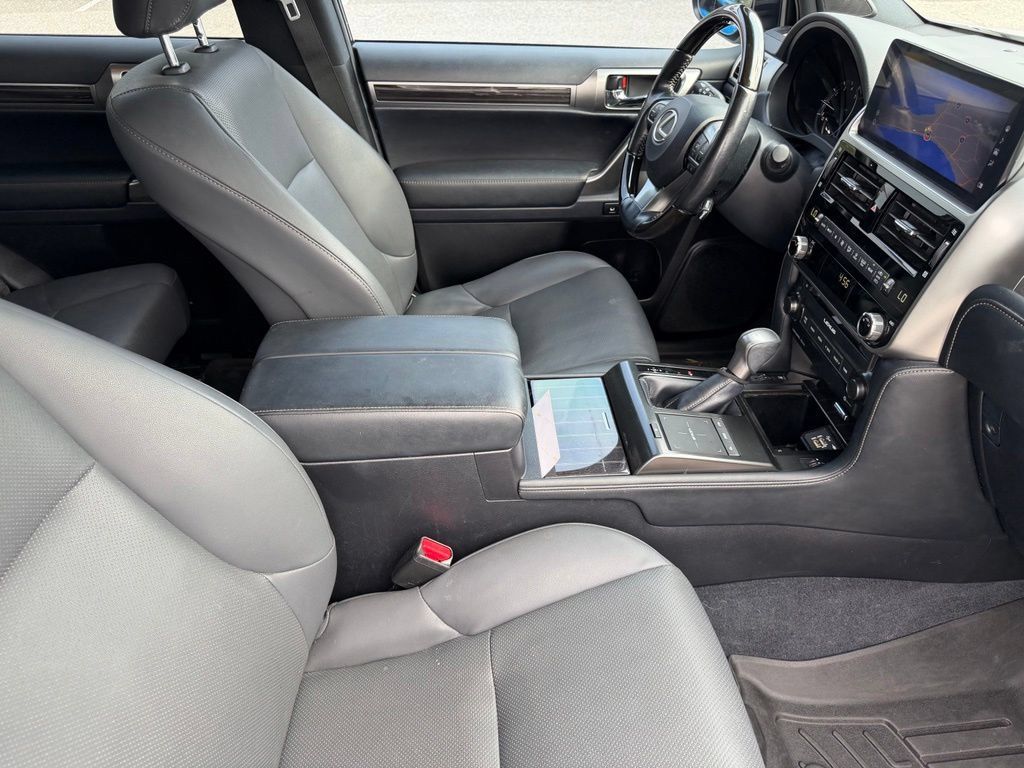 Used 2022 Lexus GX 460 Premium w/ Premium Package AWD/4WD image 15