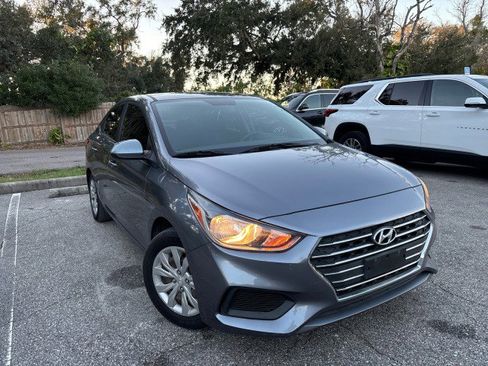 Used 2020 Hyundai Accent SE image 4