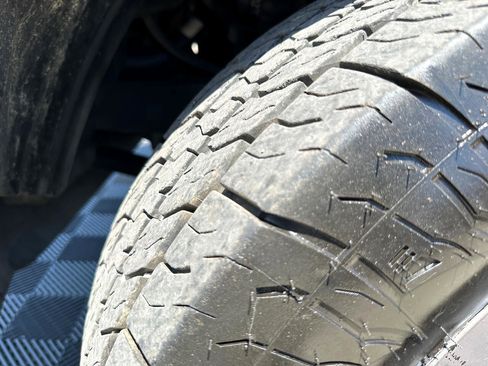 Used 2017 Toyota Tacoma SR5 image 43