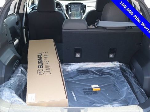 Used 2025 Subaru Crosstrek 2.0i Premium image 11