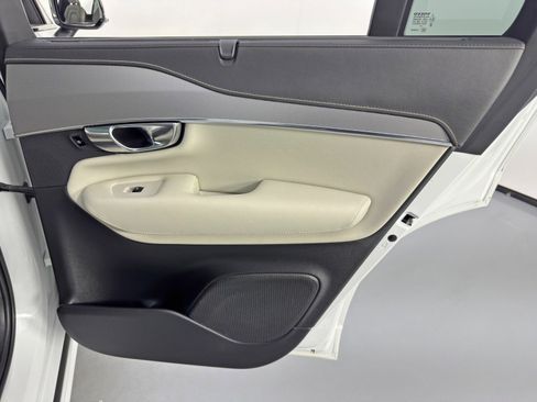 Used 2022 Volvo XC90 T8 R-Design w/ Advanced Package image 50