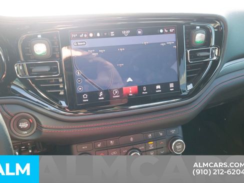 Used 2025 Dodge Durango R/T image 9