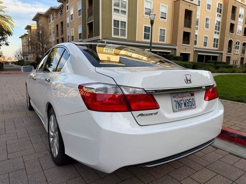 Used 2015 Honda Accord EX image 11