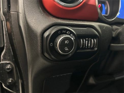 Used 2021 Jeep Gladiator Rubicon image 20