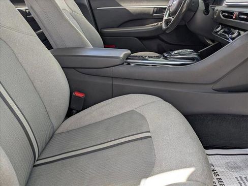 Used 2021 Hyundai Sonata SEL w/ Convenience Package image 19