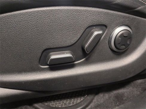 Used 2024 Genesis GV80 2.5T image 13