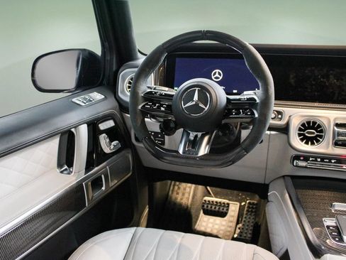 Used 2025 Mercedes-Benz G 63 AMG 4MATIC image 18