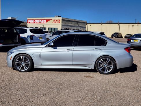 Used 2018 BMW 330e image 2