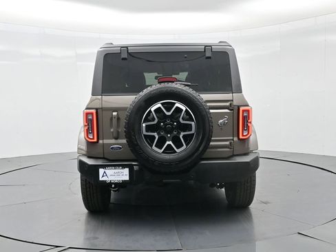 Used 2025 Ford Bronco Outer Banks image 8