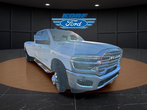 Used 2025 RAM 3500 Laramie image 6