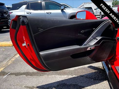Used 2018 Chevrolet Corvette Grand Sport RWD image 18