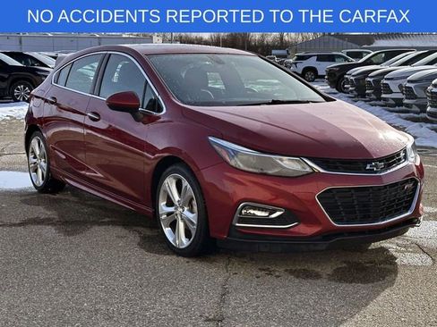 Used 2017 Chevrolet Cruze Premier image 6