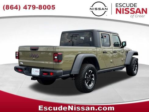 Used 2026 Jeep Gladiator Rubicon AWD/4WD image 3