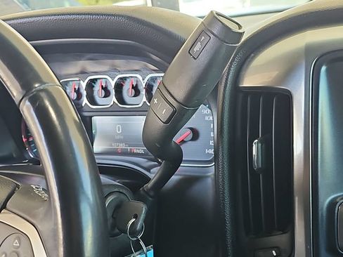 Used 2018 Chevrolet Silverado 1500 LT w/ All Star Edition AWD/4WD image 13