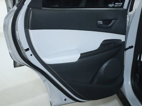 Used 2022 Hyundai Kona SEL image 13