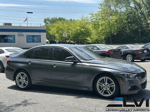 Used 2018 BMW 340i xDrive Sedan AWD/4WD image 5