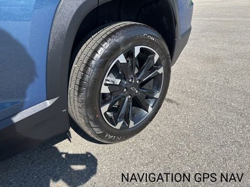New 2026 Chevrolet Equinox RS w/ Convenience Package III AWD/4WD image 10