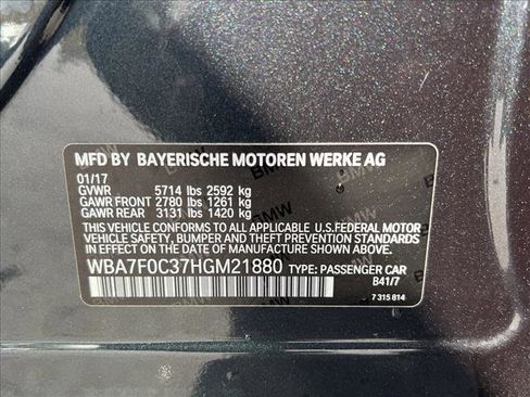 Used 2017 BMW 750i image 27