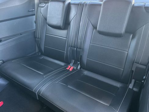 Used 2021 Volkswagen Atlas SE FWD image 15
