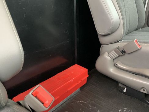 Used 2024 Chevrolet Express 2500 w/ Driver Convenience Package image 36