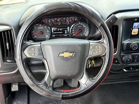 Used 2018 Chevrolet Silverado 1500 LT w/ All Star Edition image 19