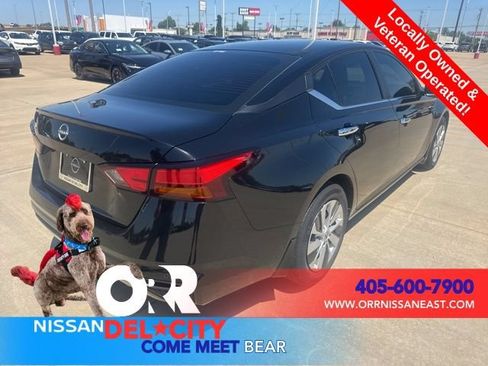 Used 2024 Nissan Altima 2.5 S FWD image 5