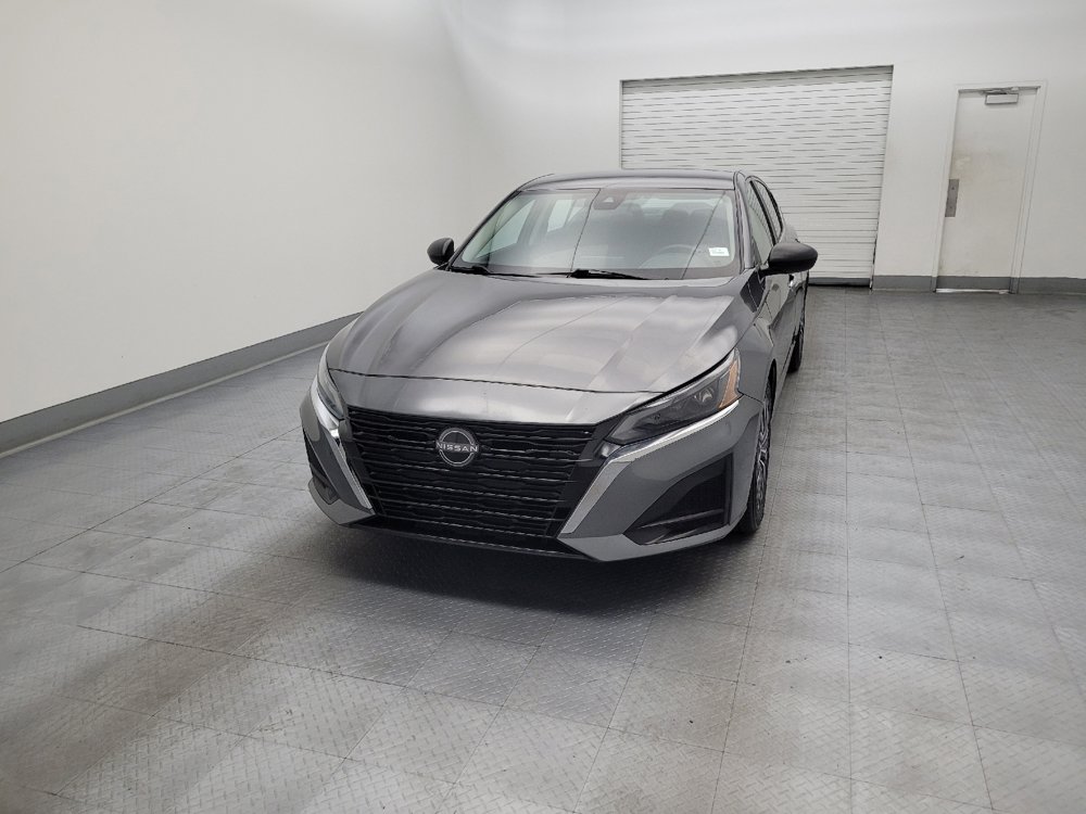 Used 2025 Nissan Altima 2.5 SV FWD image 15
