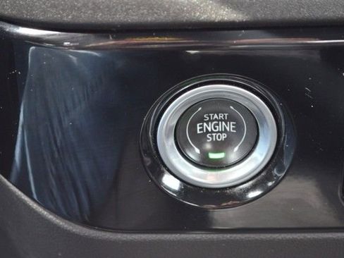 Used 2023 Chevrolet Silverado 1500 LT image 27