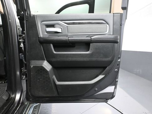 Used 2020 RAM 2500 Lone Star w/ Level 2 Equipment Group AWD/4WD image 43