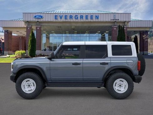 New 2025 Ford Bronco Heritage Edition image 3