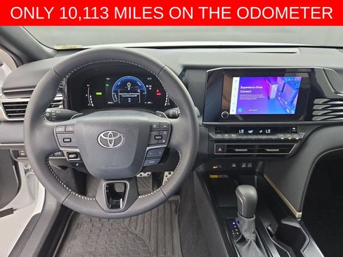 Certified 2025 Toyota Camry SE FWD image 13