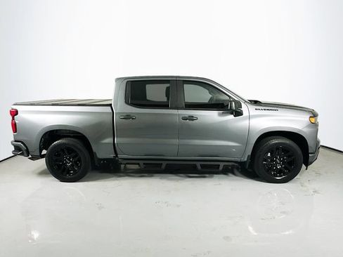 Used 2022 Chevrolet Silverado 1500 Custom w/ LPO, Blackout Package RWD image 10