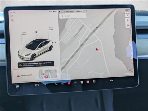 Used 2022 Tesla Model 3 image 11