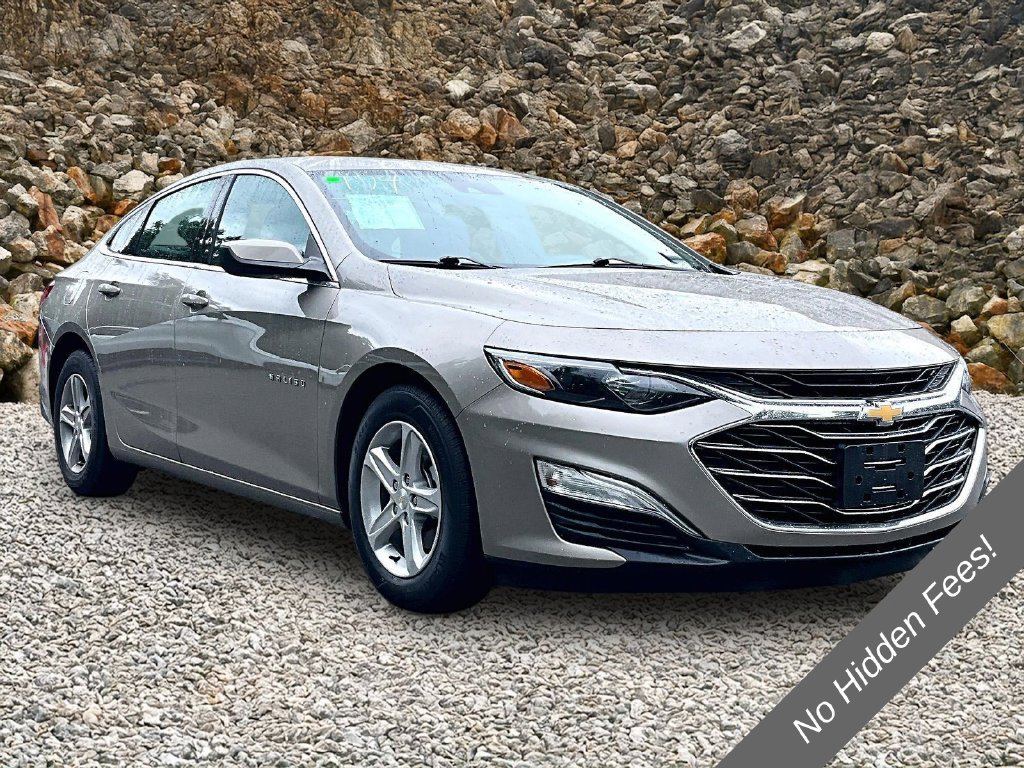 Used 2022 Chevrolet Malibu LS w/ Driver Confidence Package II FWD image 9