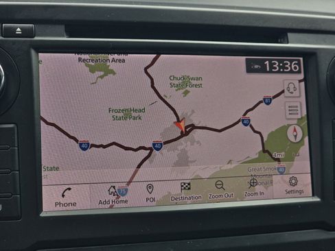 Used 2019 Nissan Titan PRO-4X w/ Pro-4x Convenience Package image 19