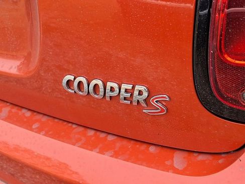 Used 2019 MINI Cooper S w/ Premium Package image 11