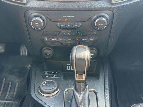 Used 2022 Ford Ranger XLT w/ Equipment Group 302A High AWD/4WD image 19