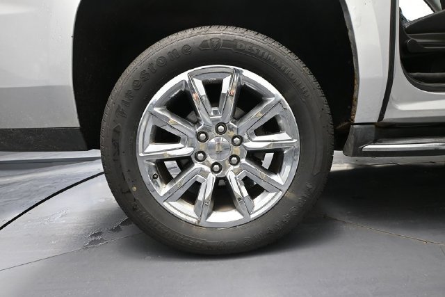 Used 2018 GMC Yukon XL SLT w/ Open Road Package AWD/4WD image 10