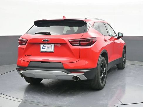 Used 2024 Chevrolet Blazer LT w/ Midnight/Sport Edition FWD image 13