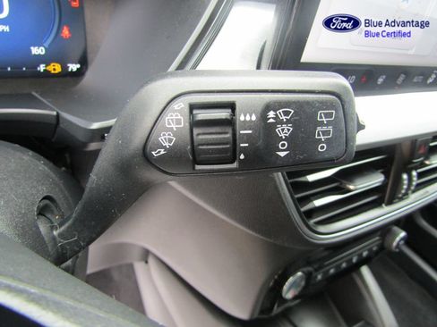 Certified 2023 Ford Escape Platinum AWD/4WD image 23