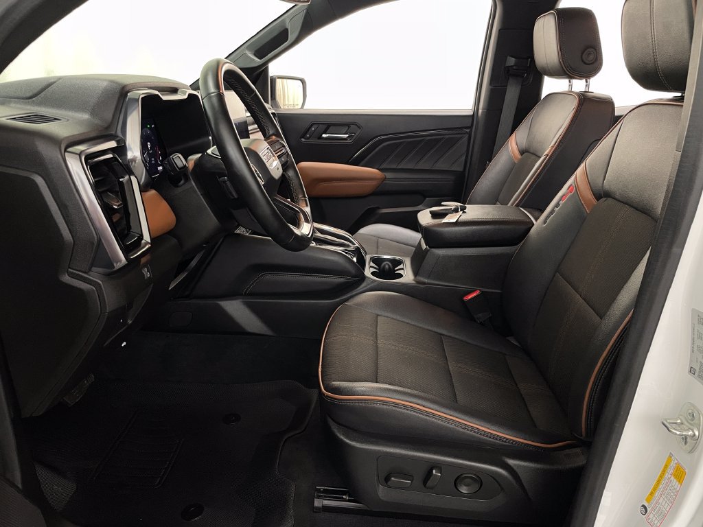 Certified 2024 GMC Canyon AT4 w/ Canyon Safety Plus Package AWD/4WD image 8