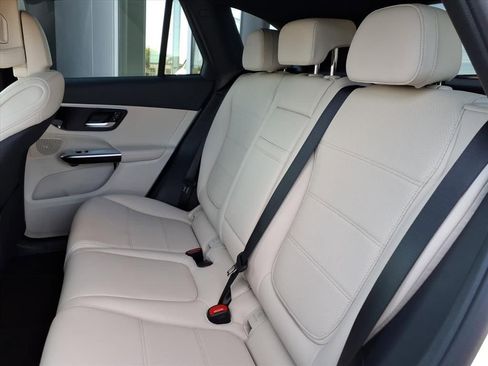 New 2026 Mercedes-Benz GLC 300 4MATIC image 26