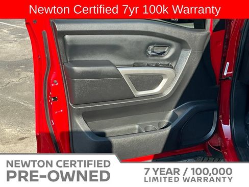 Used 2024 Nissan Titan SV w/ SV Convenience Package RWD image 38