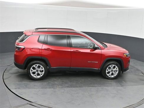 New 2026 Jeep Compass Latitude image 29