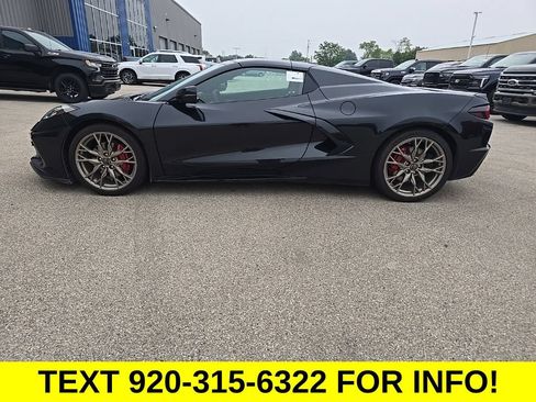 Used 2024 Chevrolet Corvette Stingray Premium Conv w/ Stealth Interior Trim Package RWD image 3