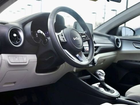 Certified 2023 Kia Forte LXS w/ LXS Technology Package image 12