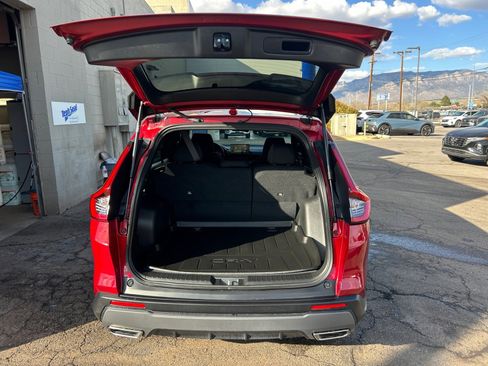 Used 2025 Honda CR-V Sport image 29