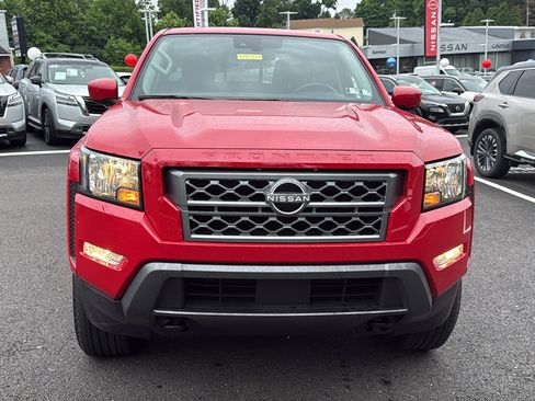 Used 2024 Nissan Frontier SV w/ SV Convenience Package AWD/4WD image 2