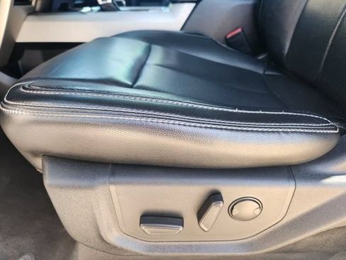 Used 2019 Ford F150 Lariat RWD image 23